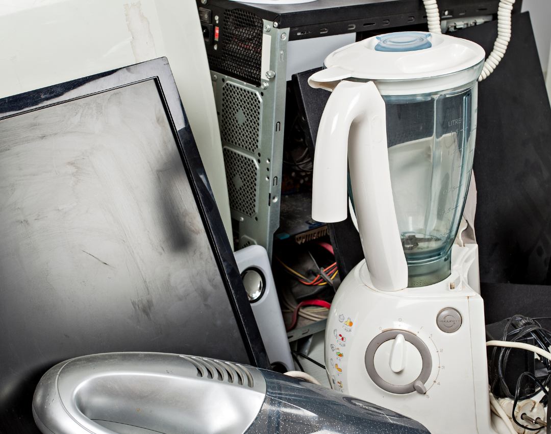 Highlands Ranch, CO Appliance Removal Milford Pressure Washing