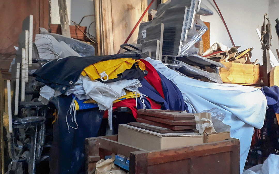 What’s the Best Way to Declutter Your Garage Before Summer Starts?